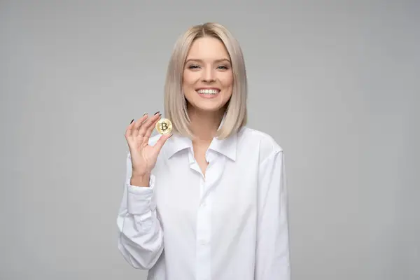《俞敏洪:直播中的智慧与力量》引言