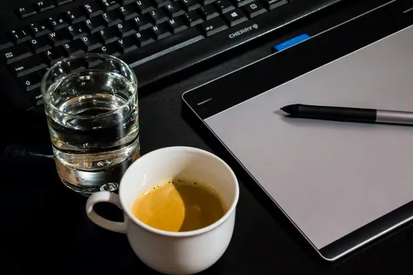 为什么我的抖音不涨粉?原因分析与解决方案一、内容质量不高