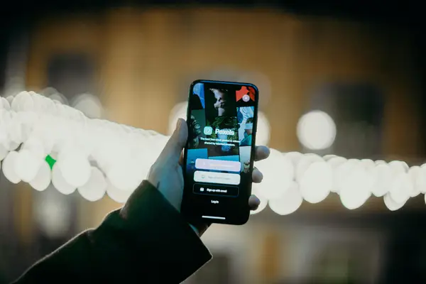 tiktok网红如何接广告 从零开始的广告接单指南