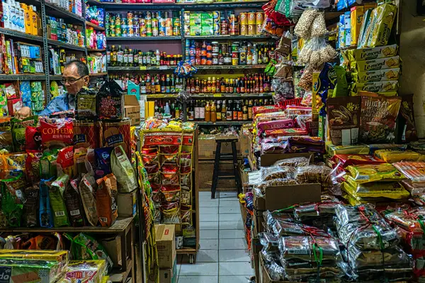 tiktok小店入驻条件，tiktok小店普通入驻开店可以吗