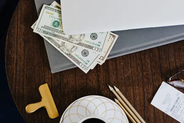 抖音橱窗添加商品标题怎么写（揭秘抖音怎么带货）网