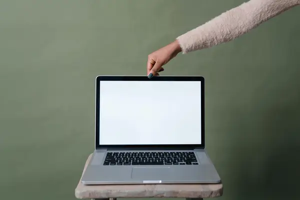 抖音的橱窗怎么样取消（抖音的橱窗怎么样取消订单）网